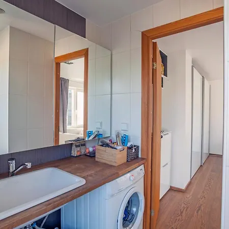 Apartamento Tuvi - Suure Roduga, Labi Kahe Korruse